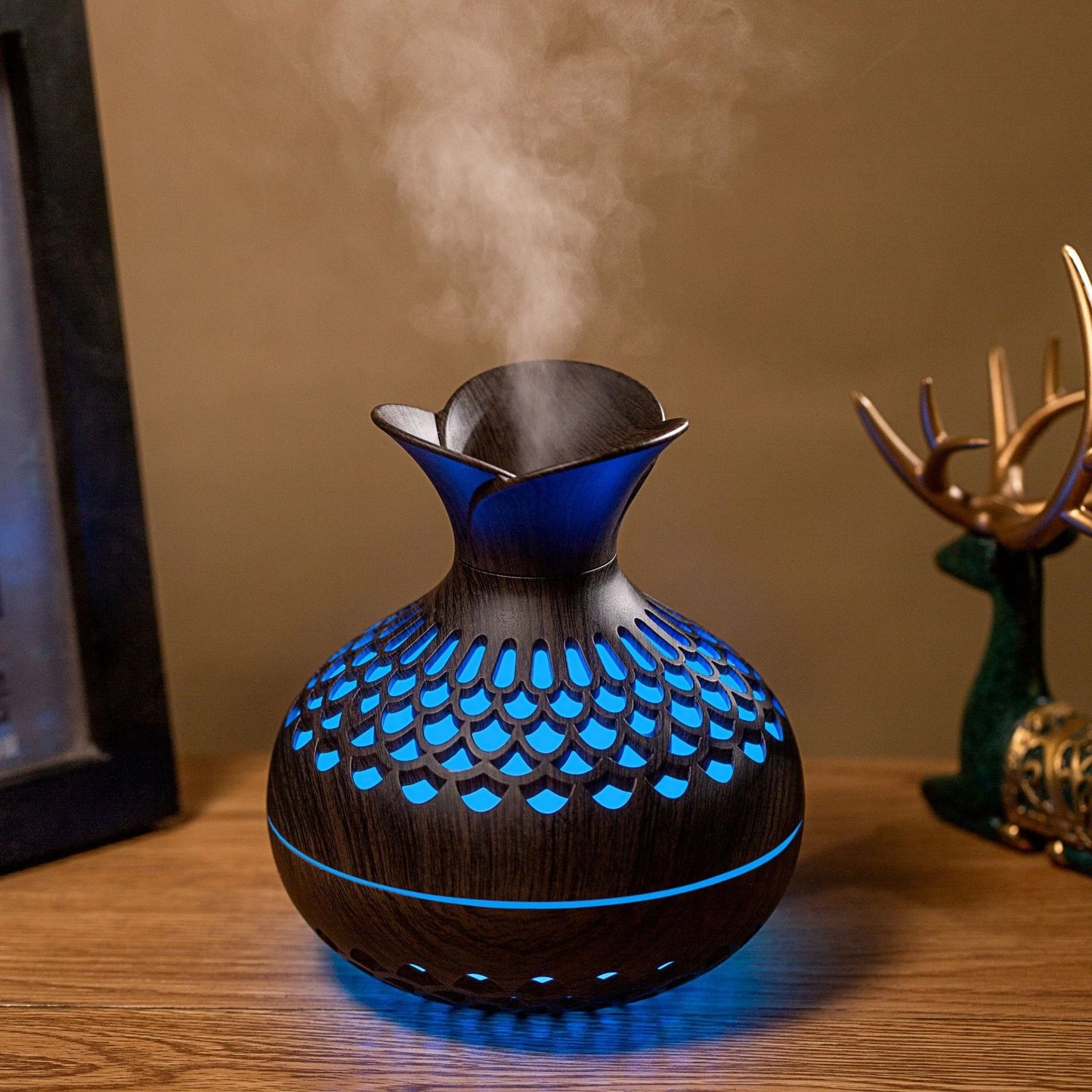 Elegant wood grain flower humidifier/diffuser