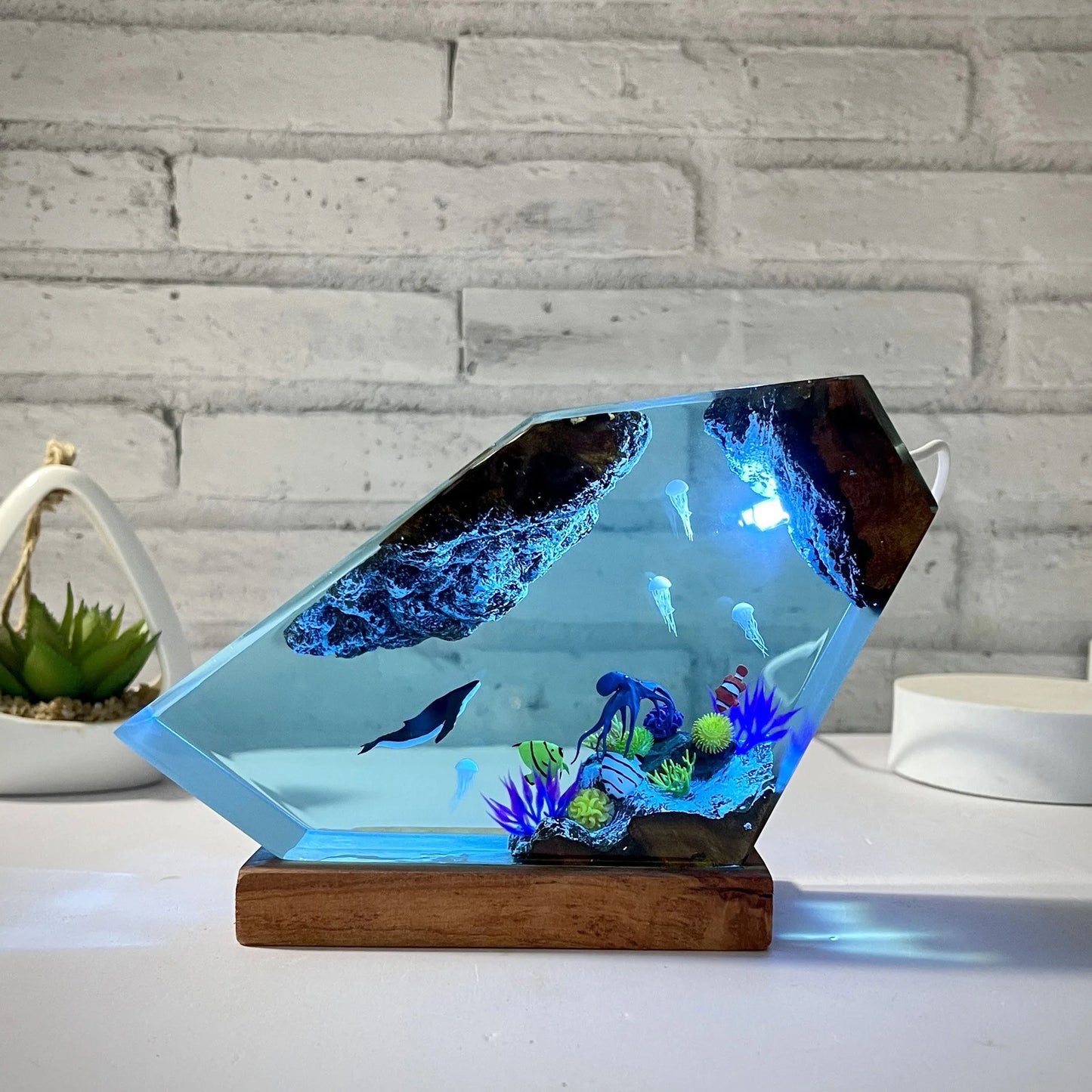 Seabed World Organism Resin Table Light