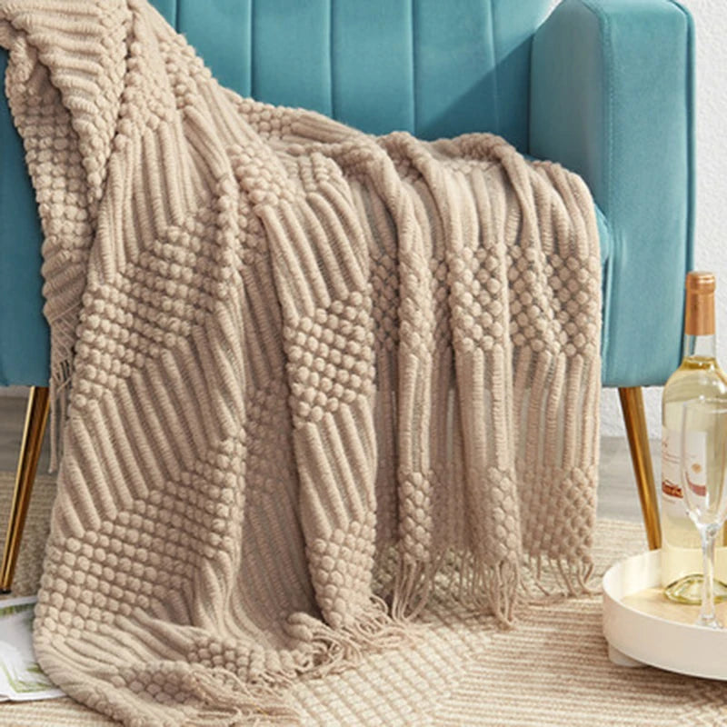 Knitted Blanket With Tassel