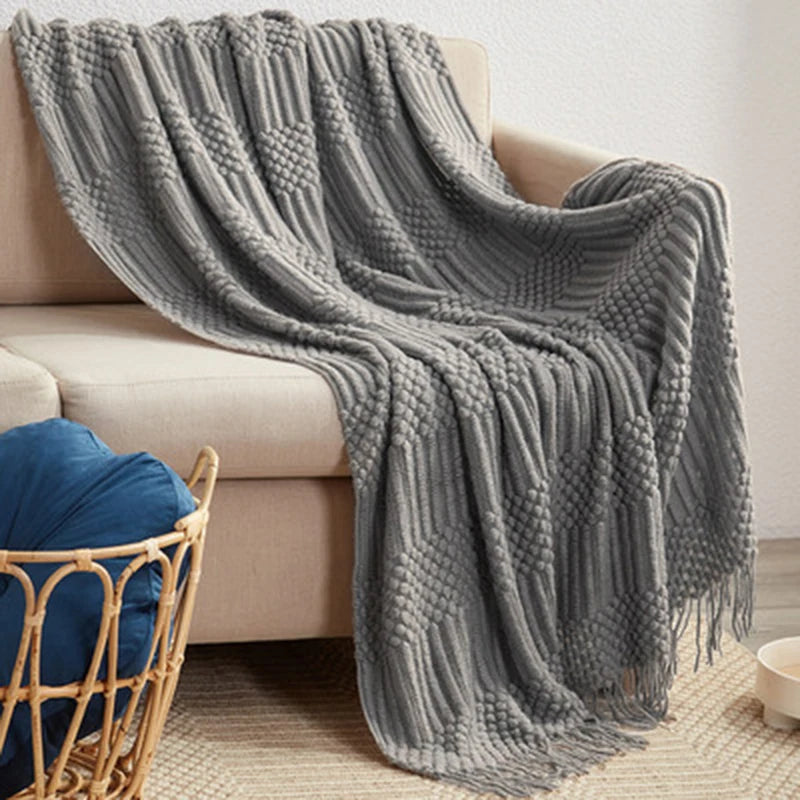 Knitted Blanket With Tassel